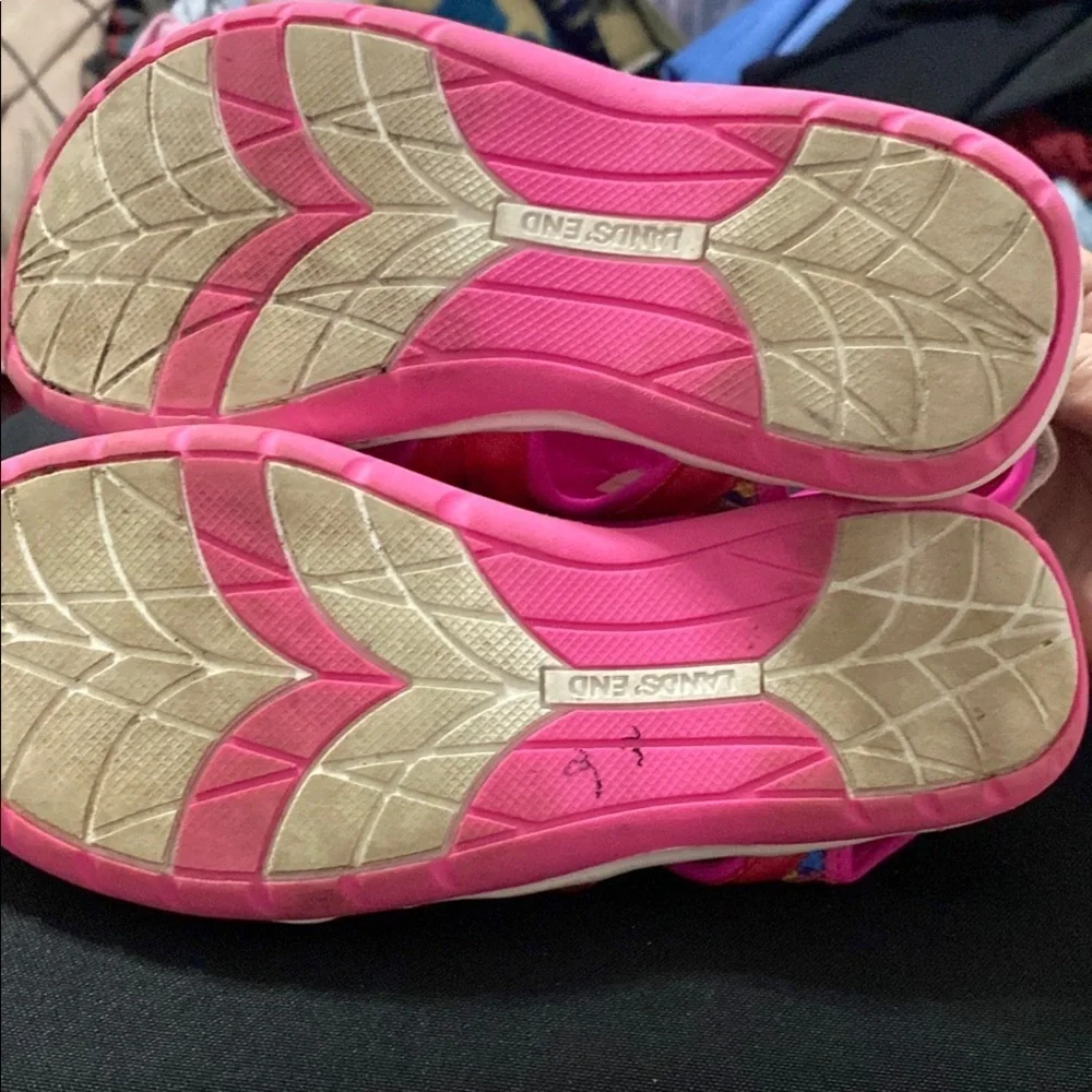 LANDS END GIRLS SIZE 3‎ MULTICOLOR SANDALS WATER SHOES with HOOK AND LOOP Straps